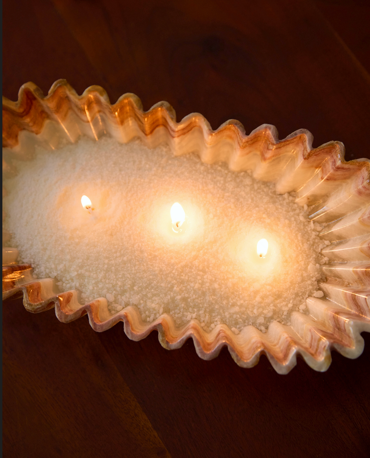Onyx Heirloom Fluted Bowl side view