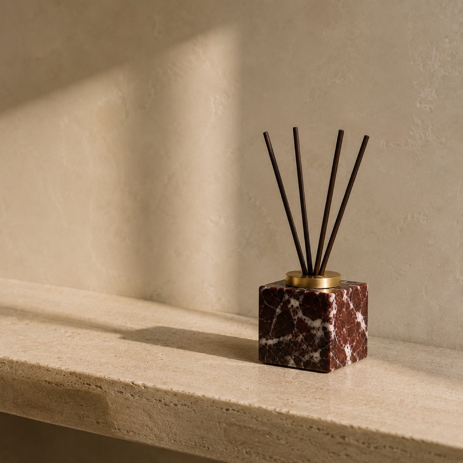 Rosso Levanto Diffuser brass collar